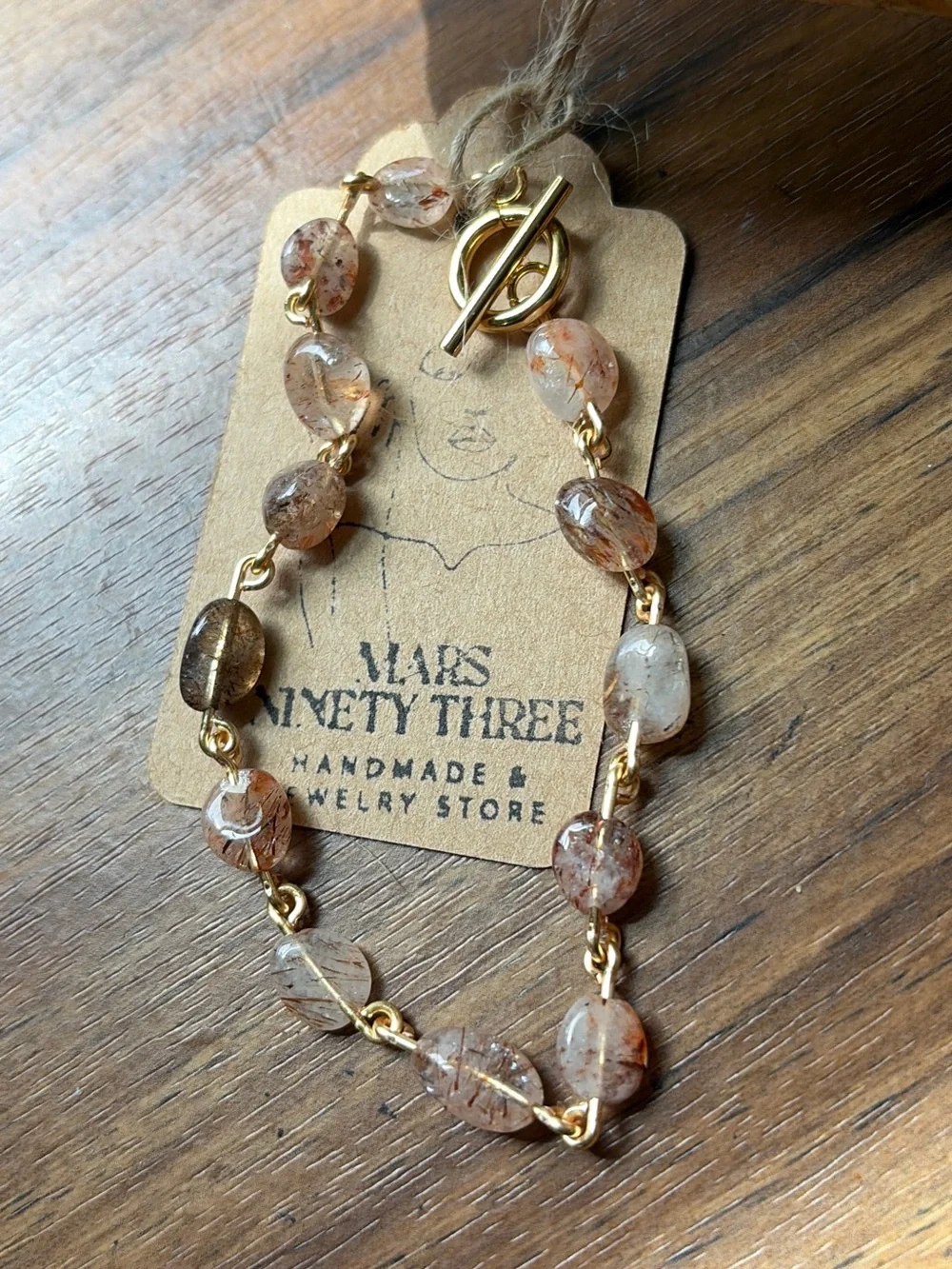THOUSAND LAYERED QUARTZ - Picture 2 of 4